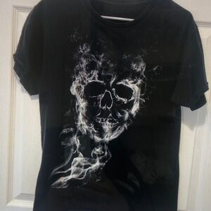Black Skull Graphic T-Shirt